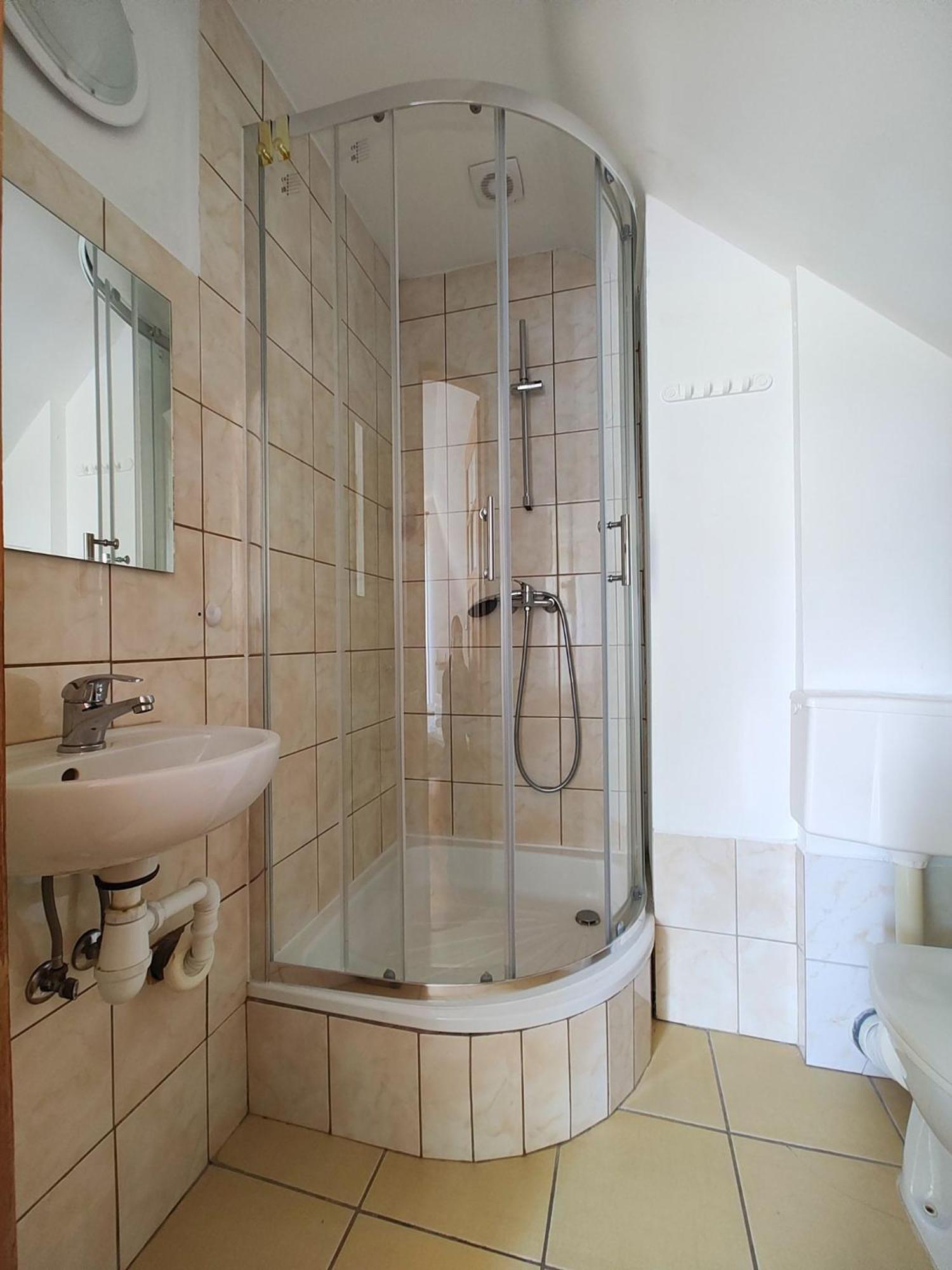 - Srebrny Ferienhaus Staniszow